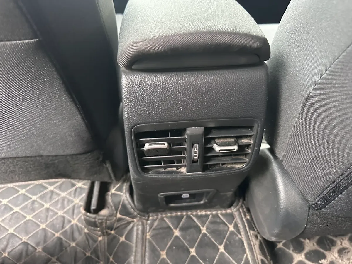 2023 Toyota Levin 1.8L 98HP L4 E-CVT Hybrid,autocango,china used car exporter,china ev exporter,chinese used car exporter,chinese used ev exporter