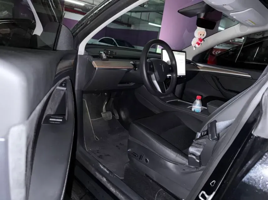 2021 Tesla Model Y BEV 60KWH,autocango,china used car exporter,china ev exporter,chinese used car exporter,chinese used ev exporter