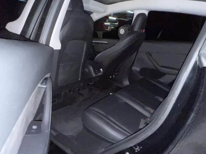 2021 Tesla Model Y BEV 60KWH,autocango,china used car exporter,china ev exporter,chinese used car exporter,chinese used ev exporter