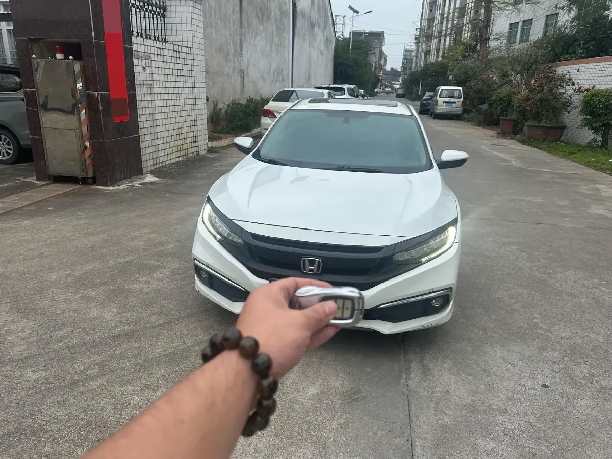 2019 Honda Civic 1.5T 177HP L4 CVT,autocango,china used car exporter,china ev exporter,chinese used car exporter,chinese used ev exporter