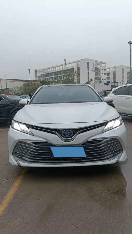 2018 Toyota Camry 2.5L 178HP L4 E-CVT Hybrid,autocango,china used car exporter,china ev exporter,chinese used car exporter,chinese used ev exporter