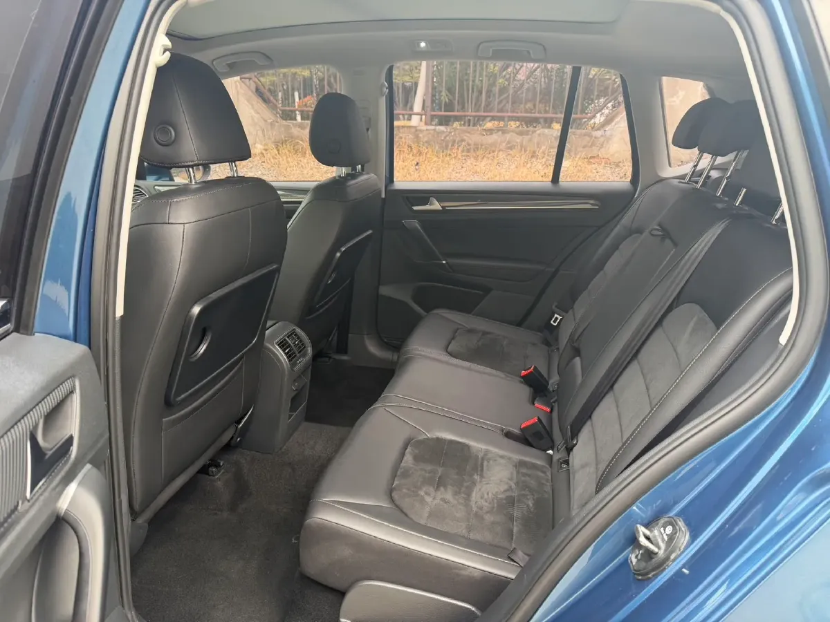 2016 Volkswagen Golf Sportsvan 1.4T 150HP L4 7DCT,autocango,china used car exporter,china ev exporter,chinese used car exporter,chinese used ev exporter