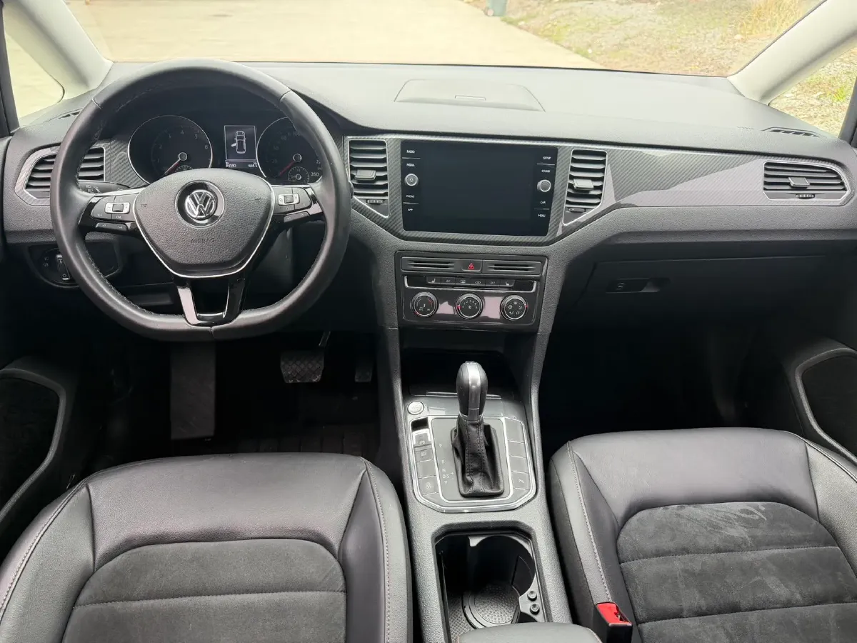 2016 Volkswagen Golf Sportsvan 1.4T 150HP L4 7DCT,autocango,china used car exporter,china ev exporter,chinese used car exporter,chinese used ev exporter