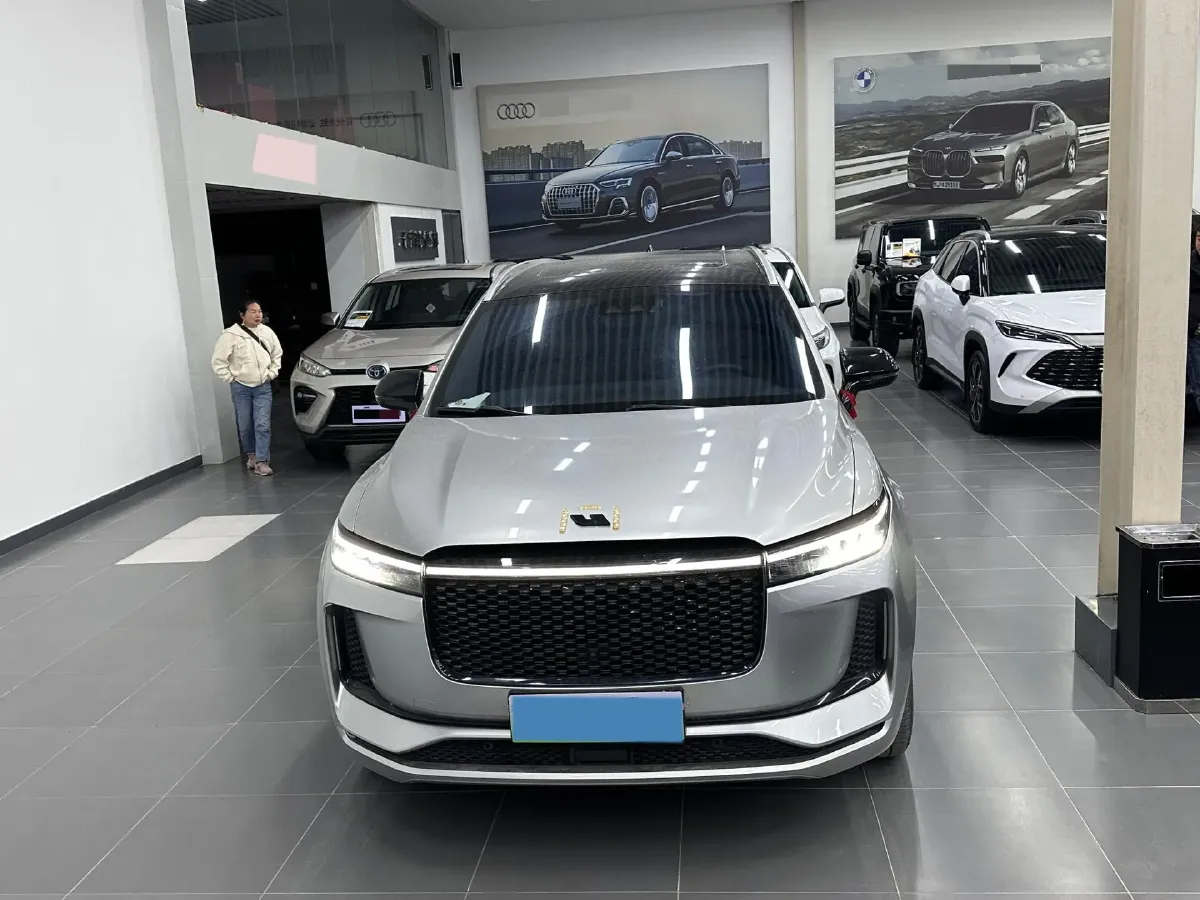 2020 Li ONE Range Extended 131HP REEV 40.5KWH,autocango,china used car exporter,china ev exporter,chinese used car exporter,chinese used ev exporter