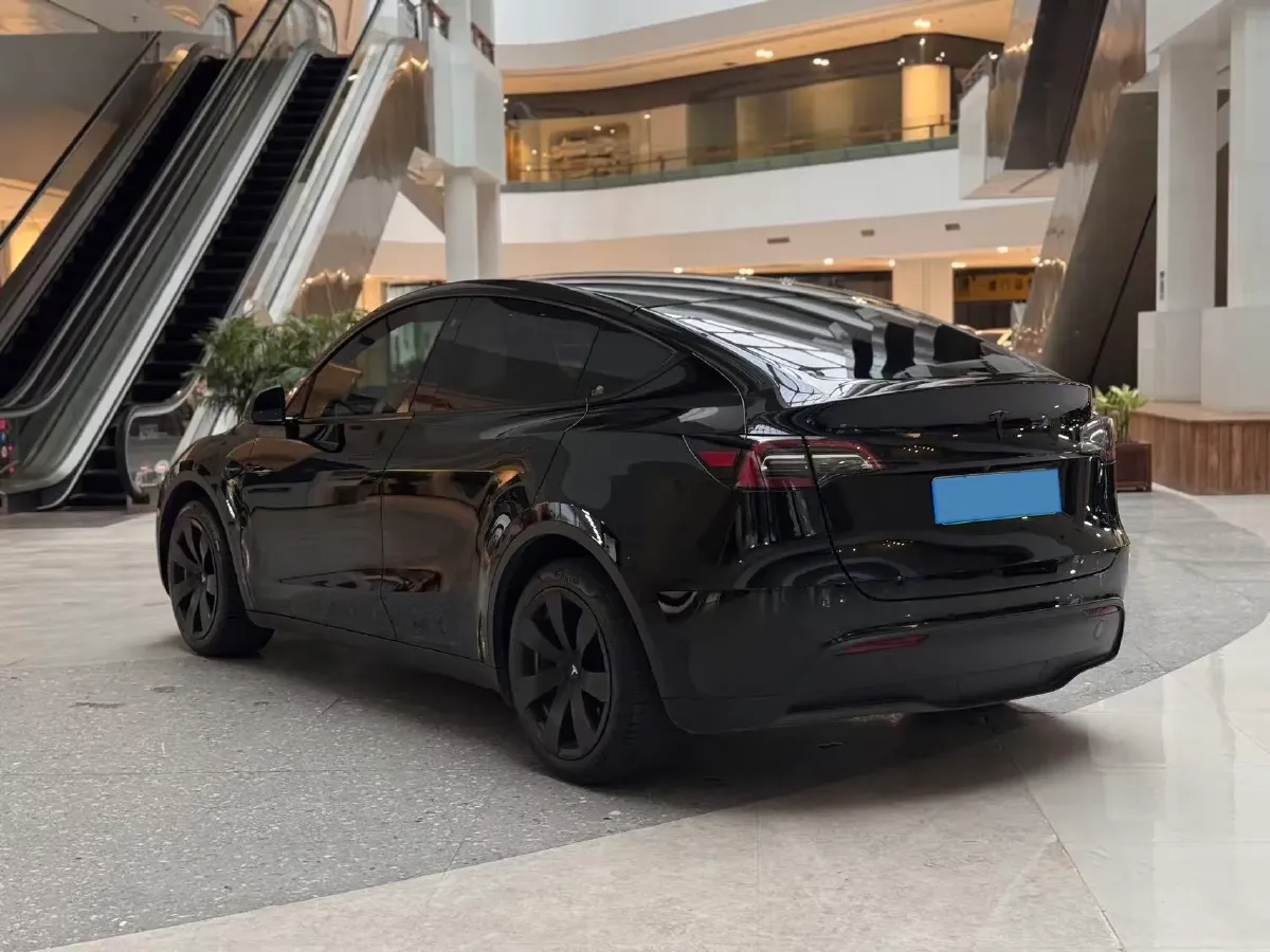 2022 Tesla Model Y BEV 60KWH,autocango,china used car exporter,china ev exporter,chinese used car exporter,chinese used ev exporter