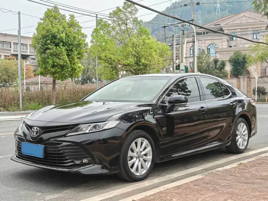 2019 Toyota Camry 2.0L 178HP L4 CVT,autocango,china used car exporter,china ev exporter,chinese used car exporter,chinese used ev exporter