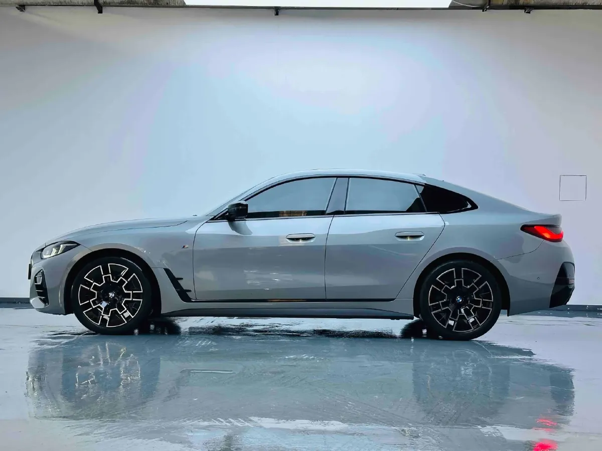 2024 BMW 4 Series 2.0T 245HP L4 8AT,autocango,china used car exporter,china ev exporter,chinese used car exporter,chinese used ev exporter