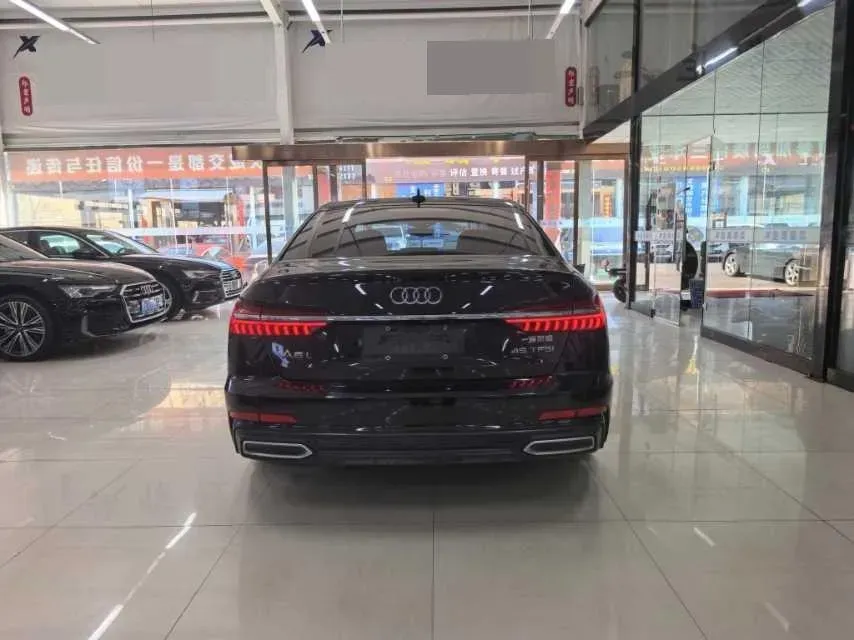 2022 Audi A6L 2.0T 224HP L4 7DCT,autocango,china used car exporter,china ev exporter,chinese used car exporter,chinese used ev exporter