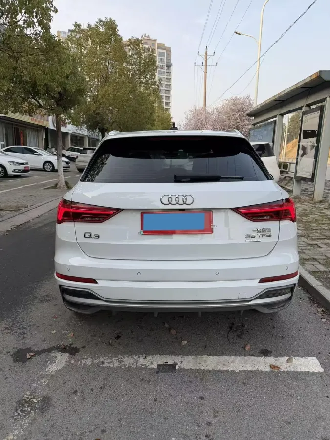 2021 Audi Q3 1.4T 150HP L4 7DCT,autocango,china used car exporter,china ev exporter,chinese used car exporter,chinese used ev exporter