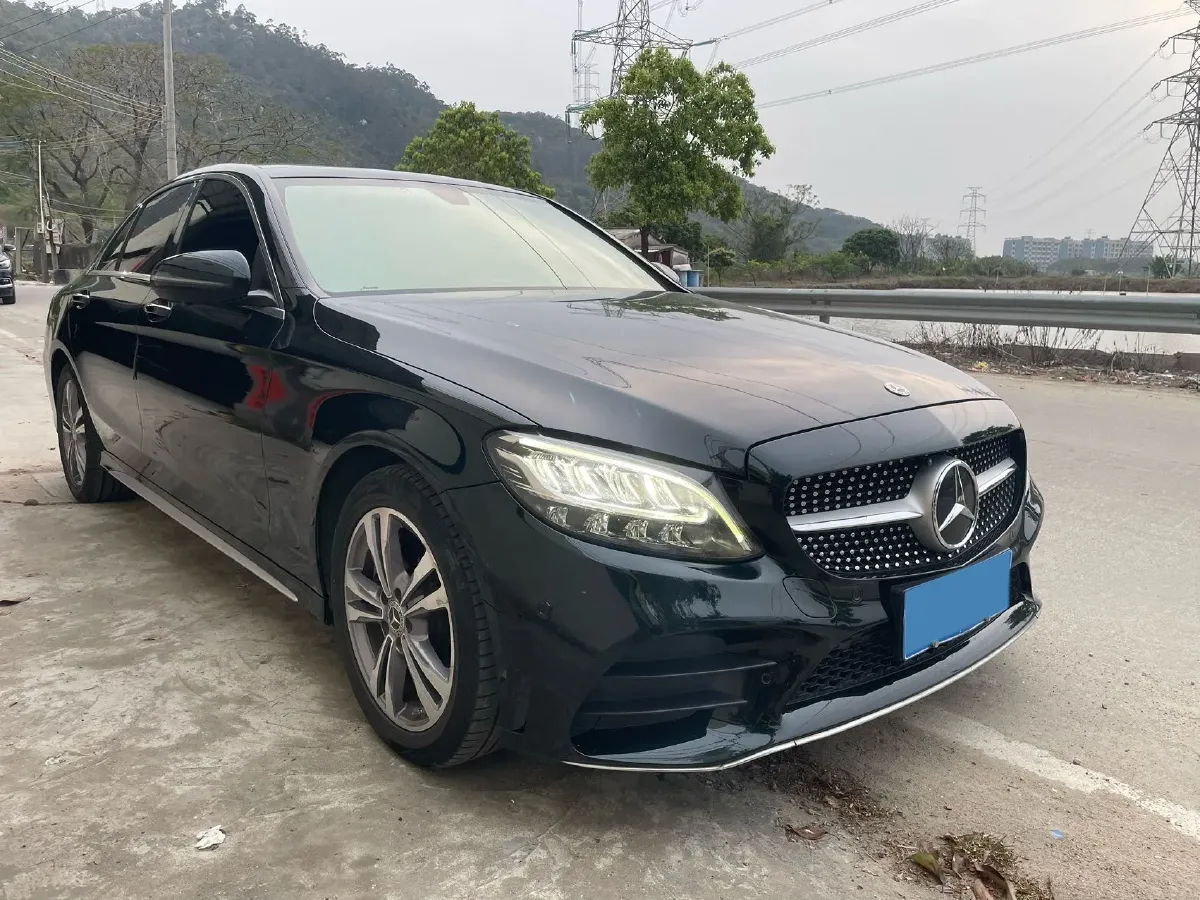 2021 Mercedes-Benz C Class 1.5T 156HP L4 9AT,autocango,china used car exporter,china ev exporter,chinese used car exporter,chinese used ev exporter