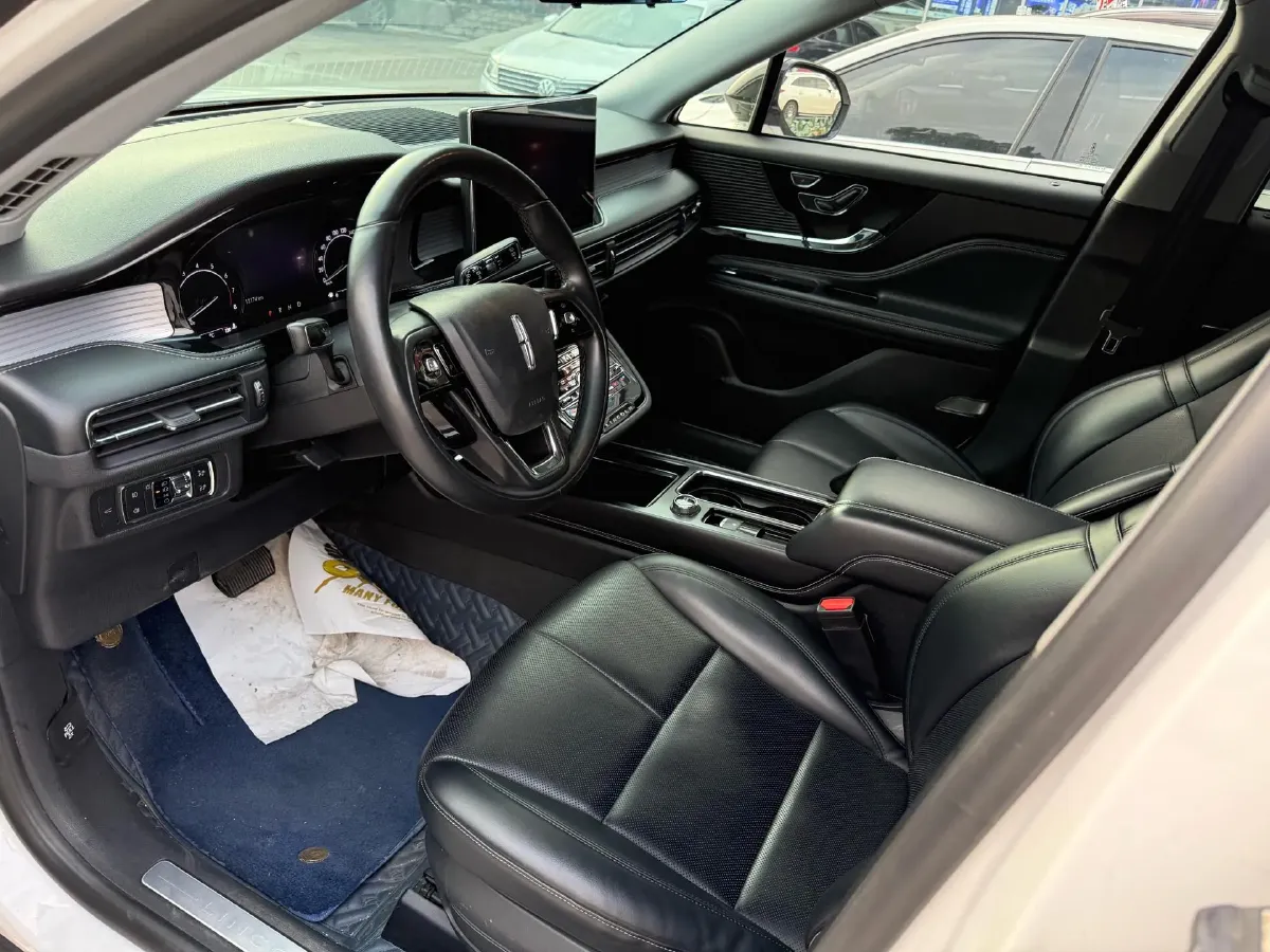 2021 Lincoln Corsair 2.0T 245HP L4 8AT,autocango,china used car exporter,china ev exporter,chinese used car exporter,chinese used ev exporter