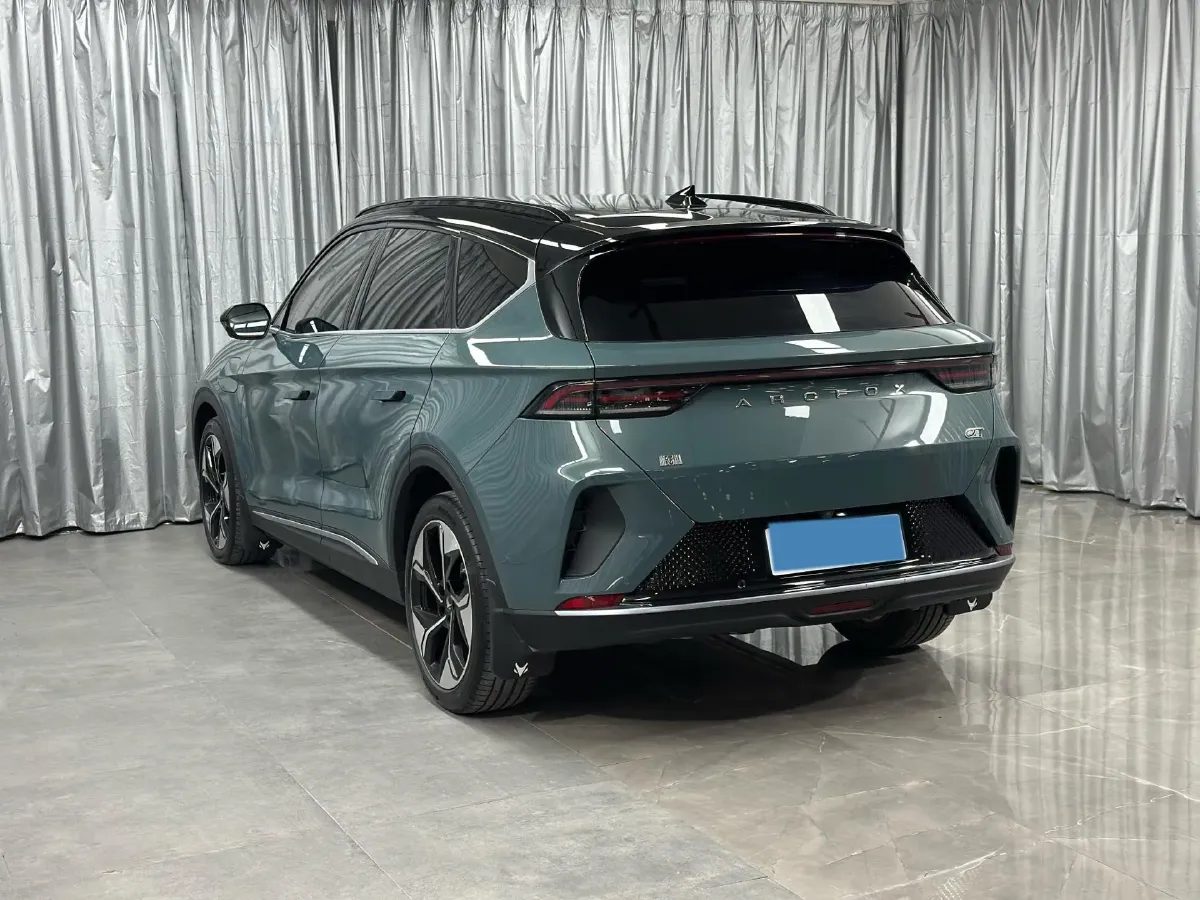 2023 ARCFOX αT BEV 65.6KWH,autocango,china used car exporter,china ev exporter,chinese used car exporter,chinese used ev exporter