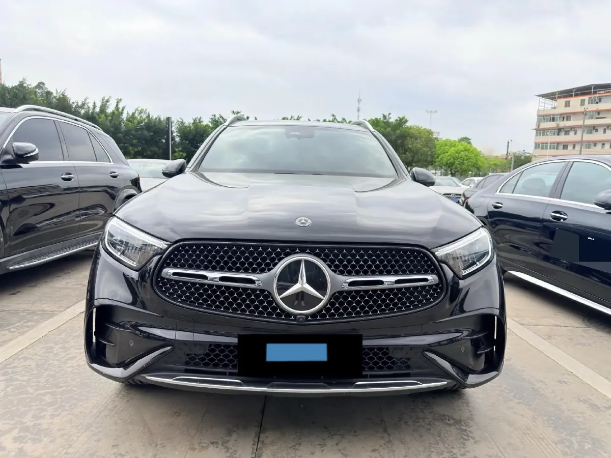 2024 Mercedes-Benz GLC Class 2.0T 258HP L4 9AT,autocango,china used car exporter,china ev exporter,chinese used car exporter,chinese used ev exporter