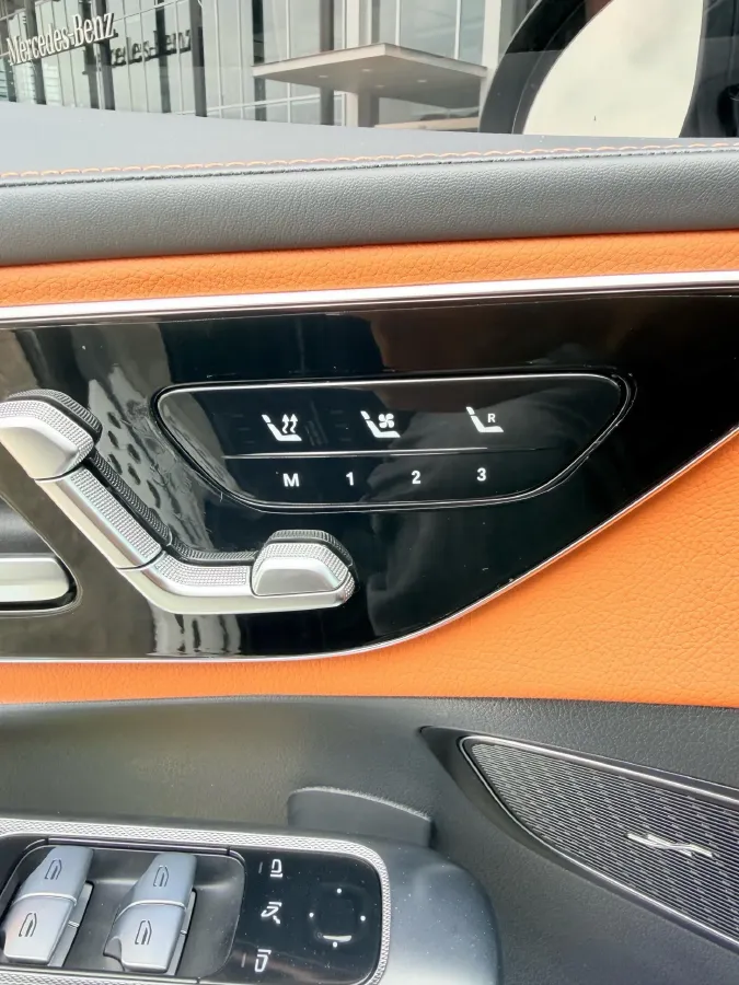 2024 Mercedes-Benz GLC Class 2.0T 258HP L4 9AT,autocango,china used car exporter,china ev exporter,chinese used car exporter,chinese used ev exporter