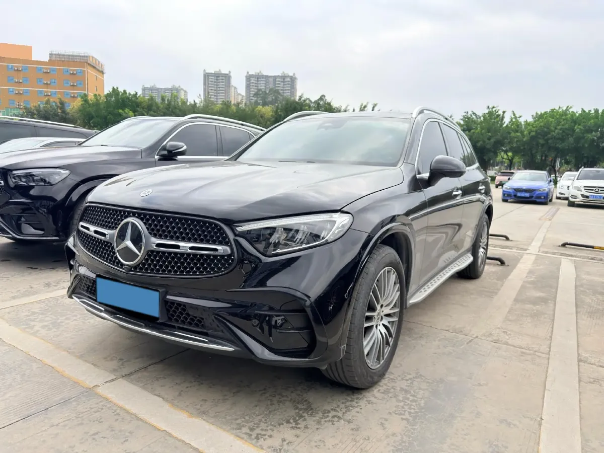 2024 Mercedes-Benz GLC Class 2.0T 258HP L4 9AT,autocango,china used car exporter,china ev exporter,chinese used car exporter,chinese used ev exporter