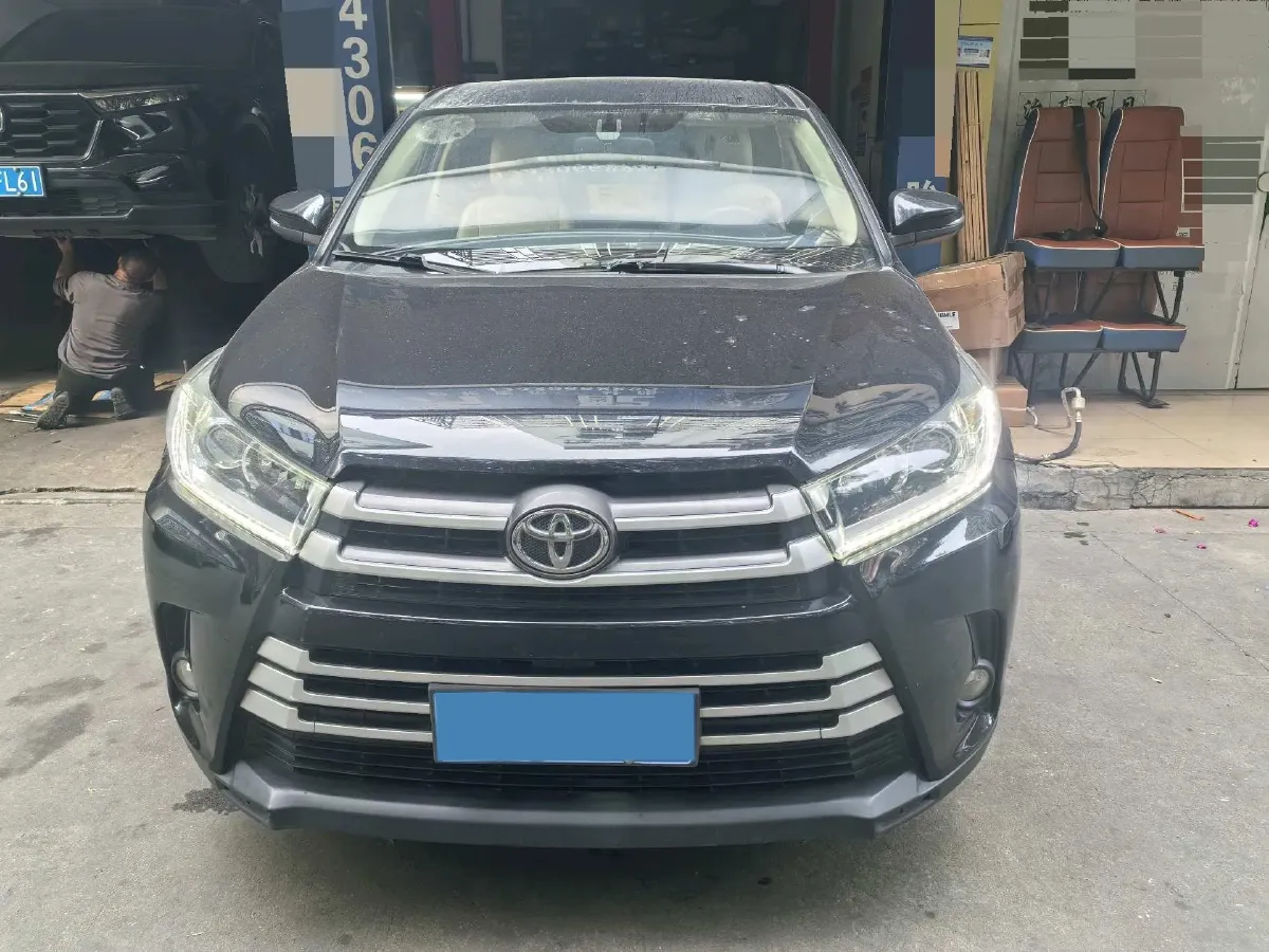 2021 Toyota Highlander 2.0T 220HP L4 6AT,autocango,china used car exporter,china ev exporter,chinese used car exporter,chinese used ev exporter