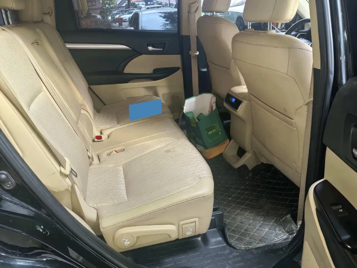 2021 Toyota Highlander 2.0T 220HP L4 6AT,autocango,china used car exporter,china ev exporter,chinese used car exporter,chinese used ev exporter