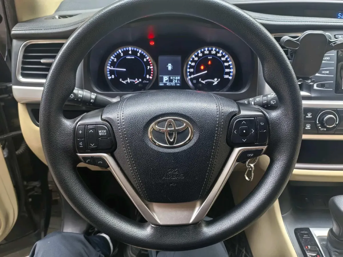 2021 Toyota Highlander 2.0T 220HP L4 6AT,autocango,china used car exporter,china ev exporter,chinese used car exporter,chinese used ev exporter