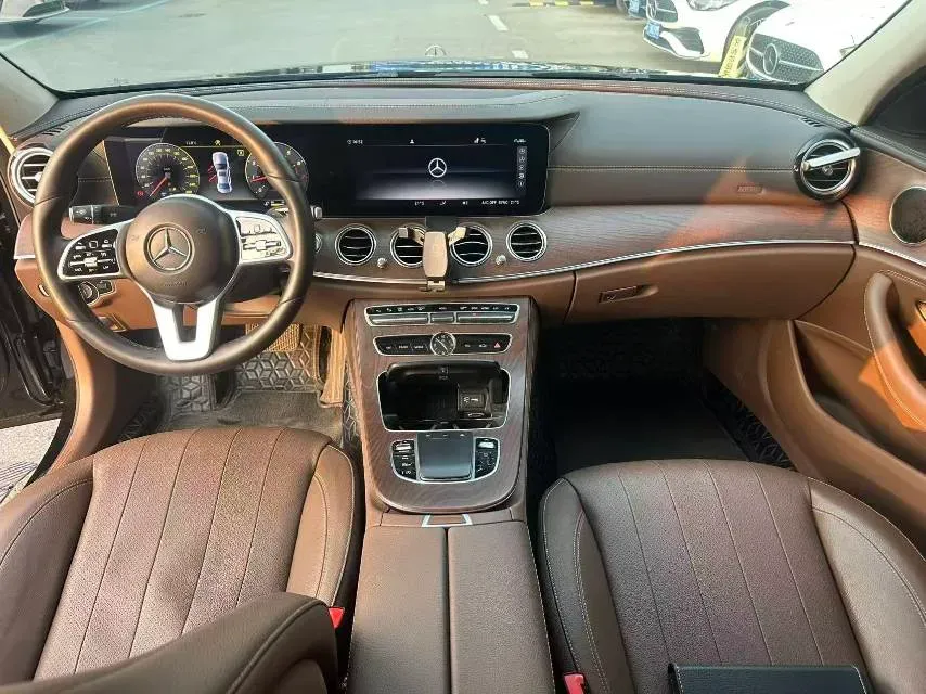 2020 Mercedes-Benz E Class 2.0T 258HP L4 9AT,autocango,china used car exporter,china ev exporter,chinese used car exporter,chinese used ev exporter