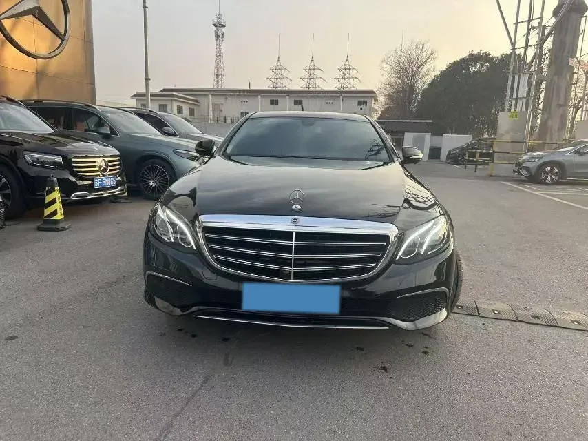 2020 Mercedes-Benz E Class 2.0T 258HP L4 9AT,autocango,china used car exporter,china ev exporter,chinese used car exporter,chinese used ev exporter