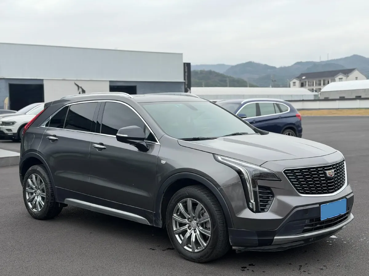 2021 Cadillac XT4 2.0T 237HP L4 9AT,autocango,china used car exporter,china ev exporter,chinese used car exporter,chinese used ev exporter