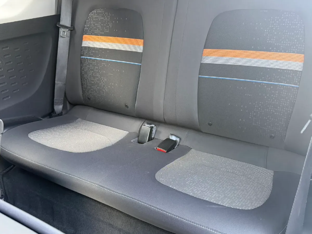 2020 WuLing HongGuang MINI EV BEV 13.8KWH,autocango,china used car exporter,china ev exporter,chinese used car exporter,chinese used ev exporter