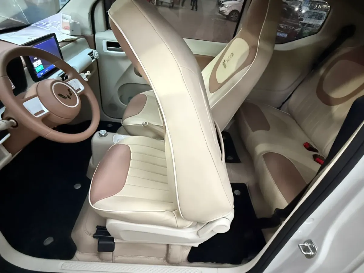 2024 WuLing HongGuang MINI EV BEV 17.3KWH,autocango,china used car exporter,china ev exporter,chinese used car exporter,chinese used ev exporter