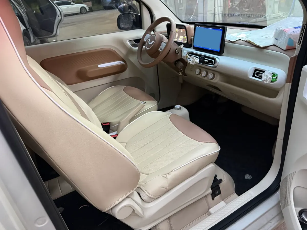 2024 WuLing HongGuang MINI EV BEV 17.3KWH,autocango,china used car exporter,china ev exporter,chinese used car exporter,chinese used ev exporter