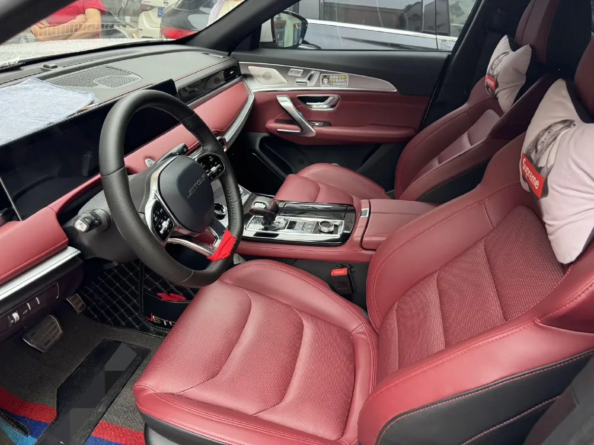 2021 Chery Tiggo 8 Plus 1.6T 197HP L4 7DCT,autocango,china used car exporter,china ev exporter,chinese used car exporter,chinese used ev exporter