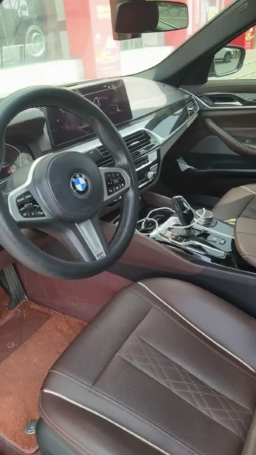 2021 BMW 5 Series 2.0T 184HP L4 8AT,autocango,china used car exporter,china ev exporter,chinese used car exporter,chinese used ev exporter