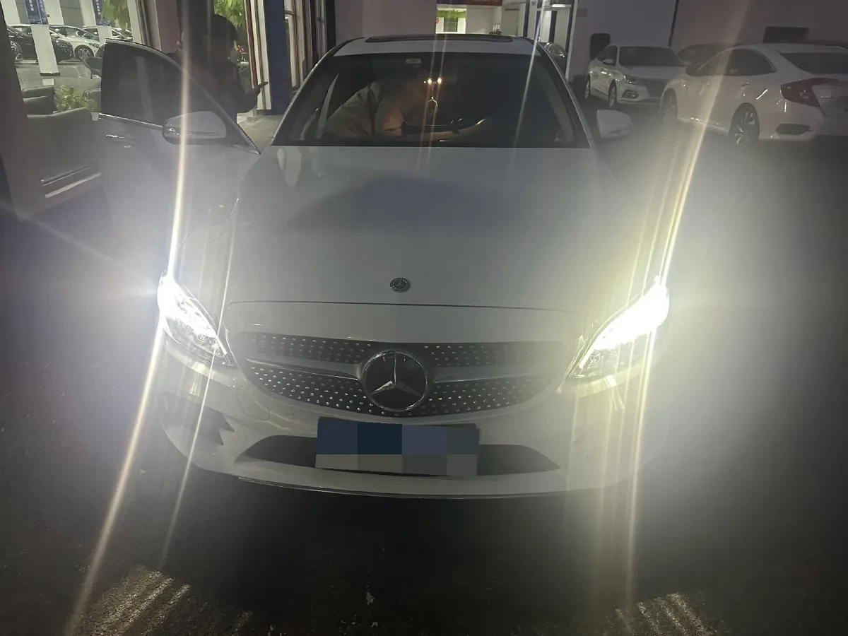 2020 Mercedes-Benz C Class 1.5T 156HP L4 9AT,autocango,china used car exporter,china ev exporter,chinese used car exporter,chinese used ev exporter