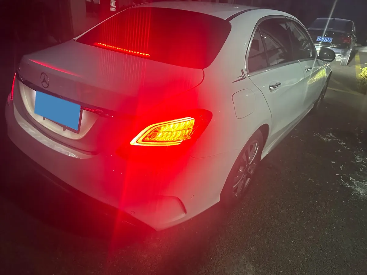 2020 Mercedes-Benz C Class 1.5T 156HP L4 9AT,autocango,china used car exporter,china ev exporter,chinese used car exporter,chinese used ev exporter