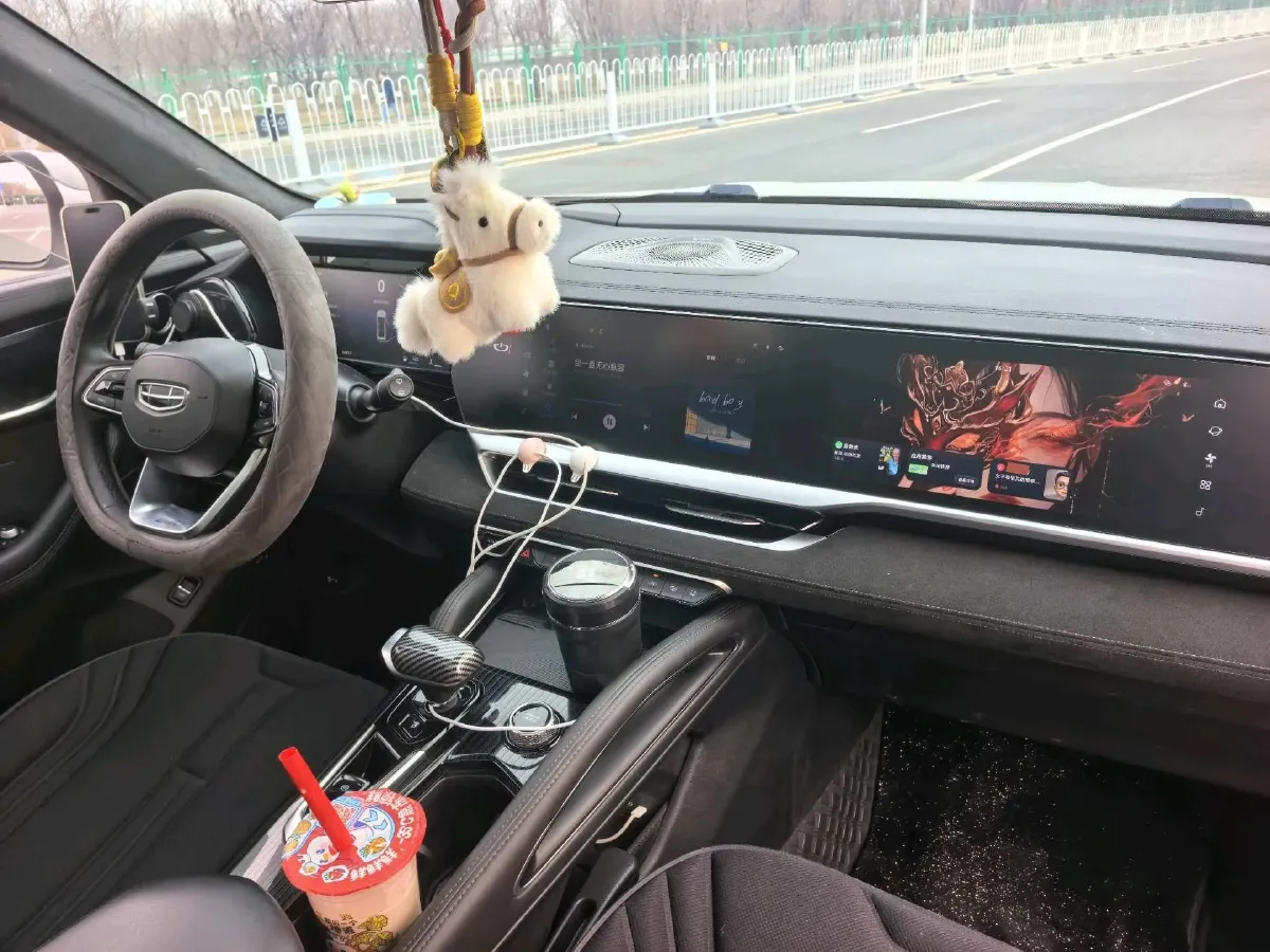 2024 Geely Monjaro 2.0T 238HP L4 8AT,autocango,china used car exporter,china ev exporter,chinese used car exporter,chinese used ev exporter