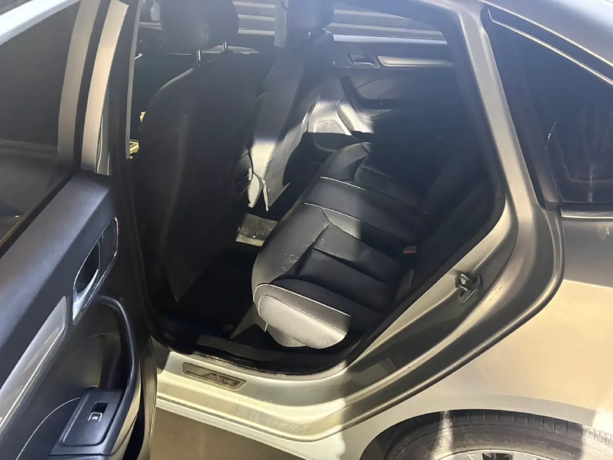 2017 Roewe i6 1.0T 125HP L3 2AT PHEV,autocango,china used car exporter,china ev exporter,chinese used car exporter,chinese used ev exporter