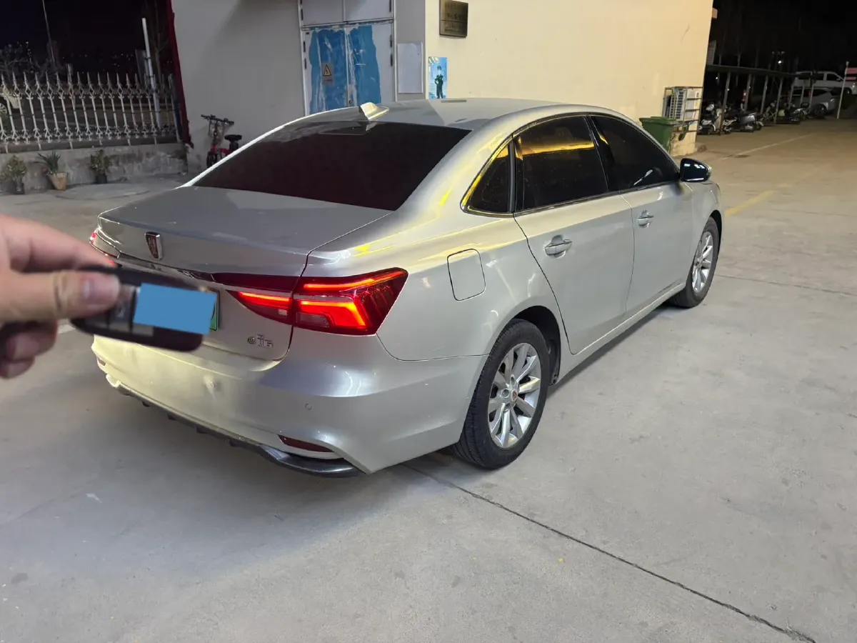 2017 Roewe i6 1.0T 125HP L3 2AT PHEV,autocango,china used car exporter,china ev exporter,chinese used car exporter,chinese used ev exporter