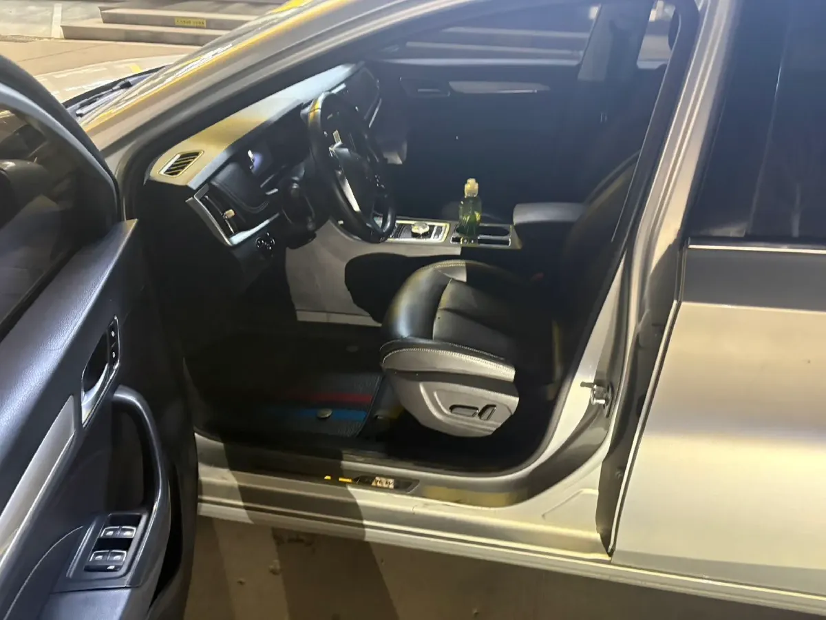 2017 Roewe i6 1.0T 125HP L3 2AT PHEV,autocango,china used car exporter,china ev exporter,chinese used car exporter,chinese used ev exporter