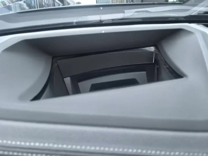 2024 BMW 3 Series 2.0T 245HP L4 8AT,autocango,china used car exporter,china ev exporter,chinese used car exporter,chinese used ev exporter