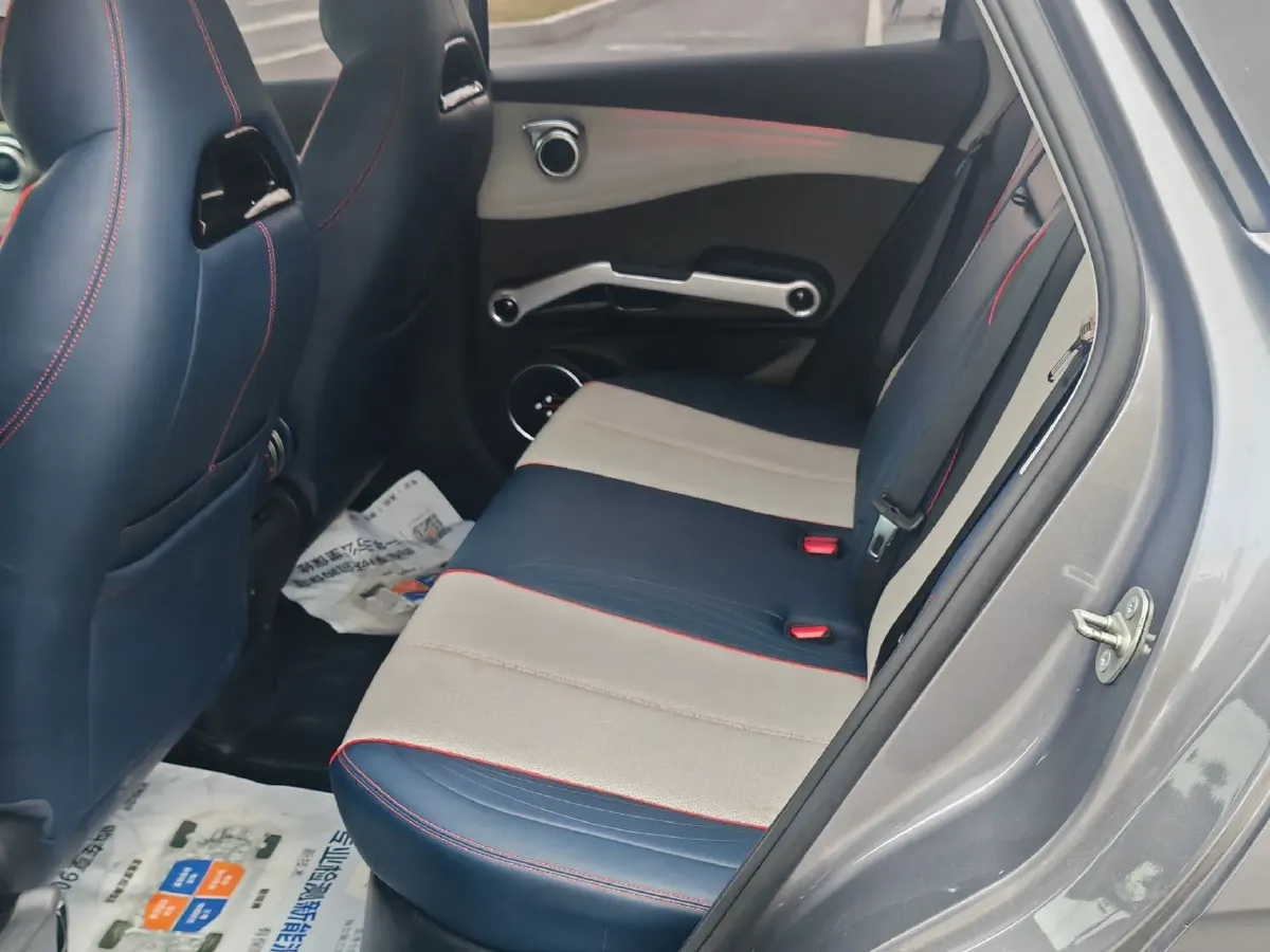 2022 Hycan Z03 BEV 64.23KWH,autocango,china used car exporter,china ev exporter,chinese used car exporter,chinese used ev exporter