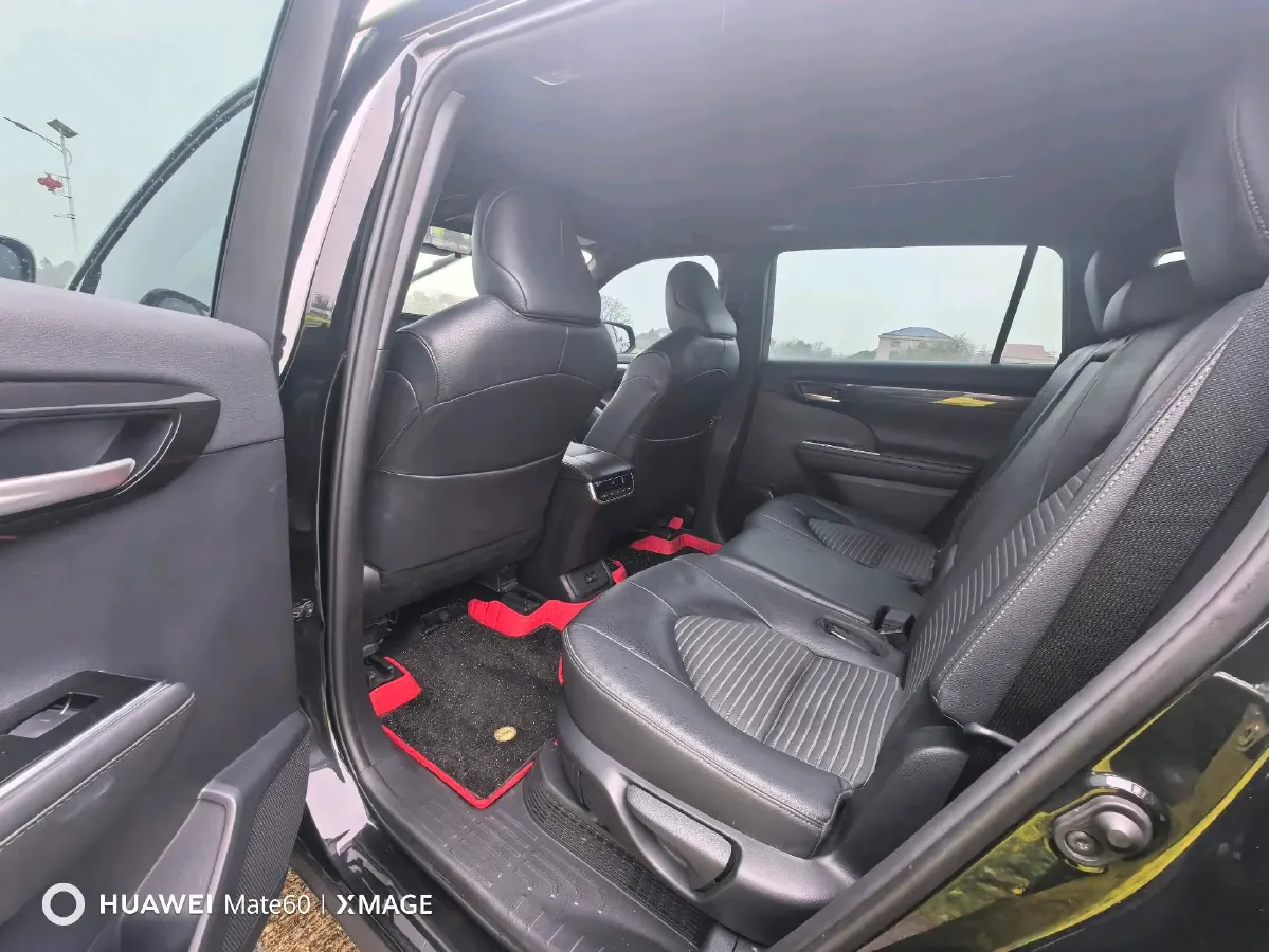 2023 Toyota Crown Kluger 2.5L 189HP L4 E-CVT Hybrid,autocango,china used car exporter,china ev exporter,chinese used car exporter,chinese used ev exporter