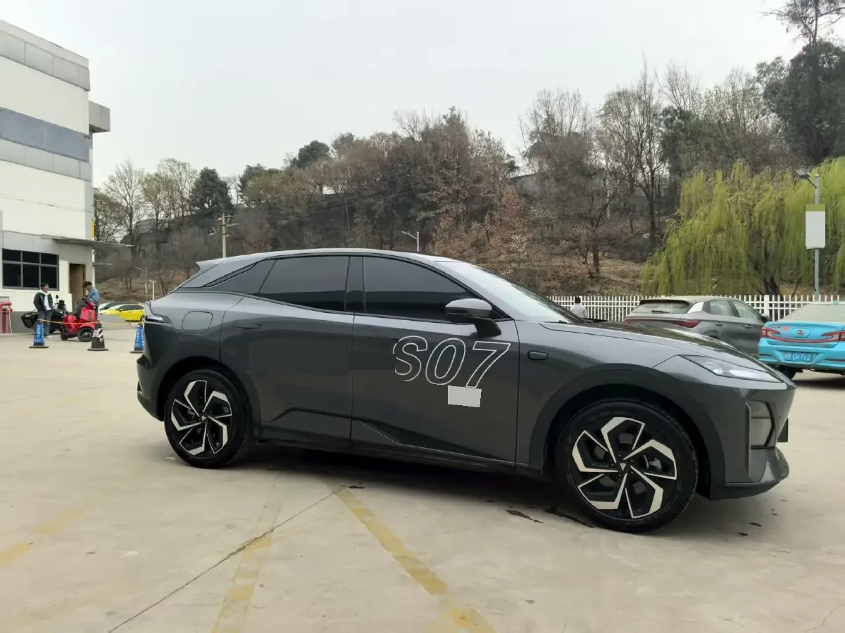2025 Deepal S07 REEV 98HP REEV 31.73KWH,autocango,china used car exporter,china ev exporter,chinese used car exporter,chinese used ev exporter