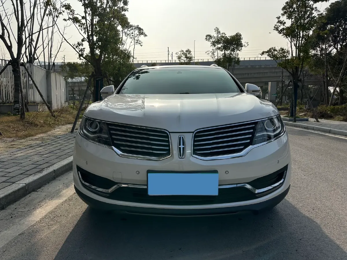 2017 Lincoln MKX 2.0T 253HP L4 6AT,autocango,china used car exporter,china ev exporter,chinese used car exporter,chinese used ev exporter