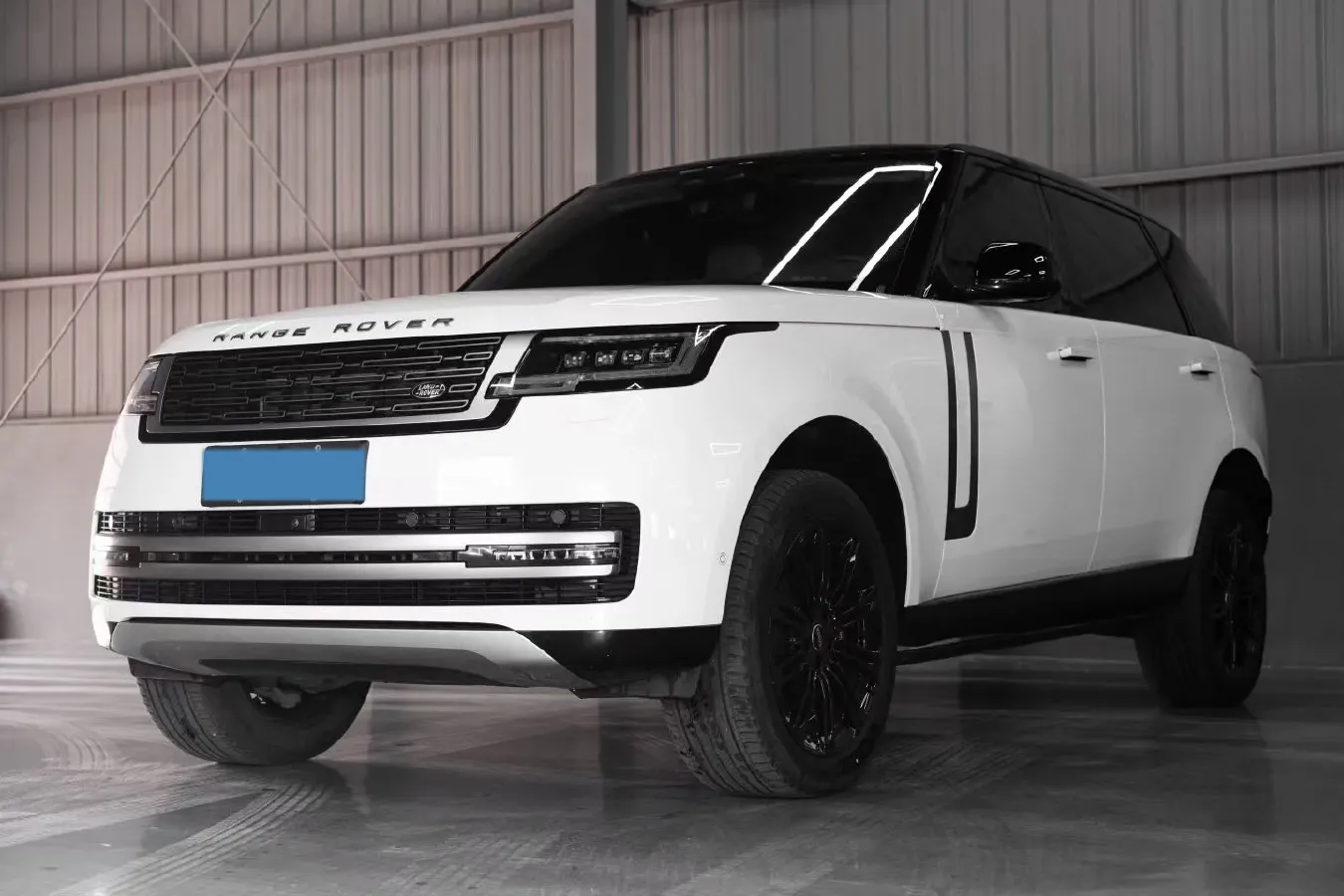 2024 Land Rover Range Rover 3.0T 400HP L6 8AT,autocango,china used car exporter,china ev exporter,chinese used car exporter,chinese used ev exporter