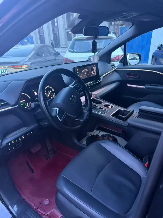 2024 Toyota Granvia 2.5L 189HP L4 E-CVT Hybrid,autocango,china used car exporter,china ev exporter,chinese used car exporter,chinese used ev exporter