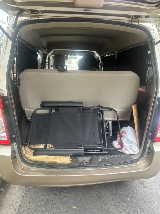 2020 WuLing RongGuang 1.2L 76HP L4 5MT,autocango,china used car exporter,china ev exporter,chinese used car exporter,chinese used ev exporter