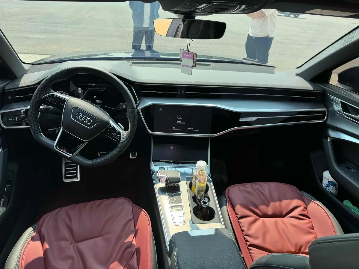 2025 Audi A6 2.0T 265HP L4 7DCT,autocango,china used car exporter,china ev exporter,chinese used car exporter,chinese used ev exporter