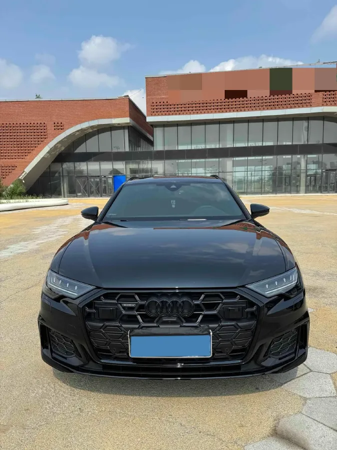 2025 Audi A6 2.0T 265HP L4 7DCT,autocango,china used car exporter,china ev exporter,chinese used car exporter,chinese used ev exporter