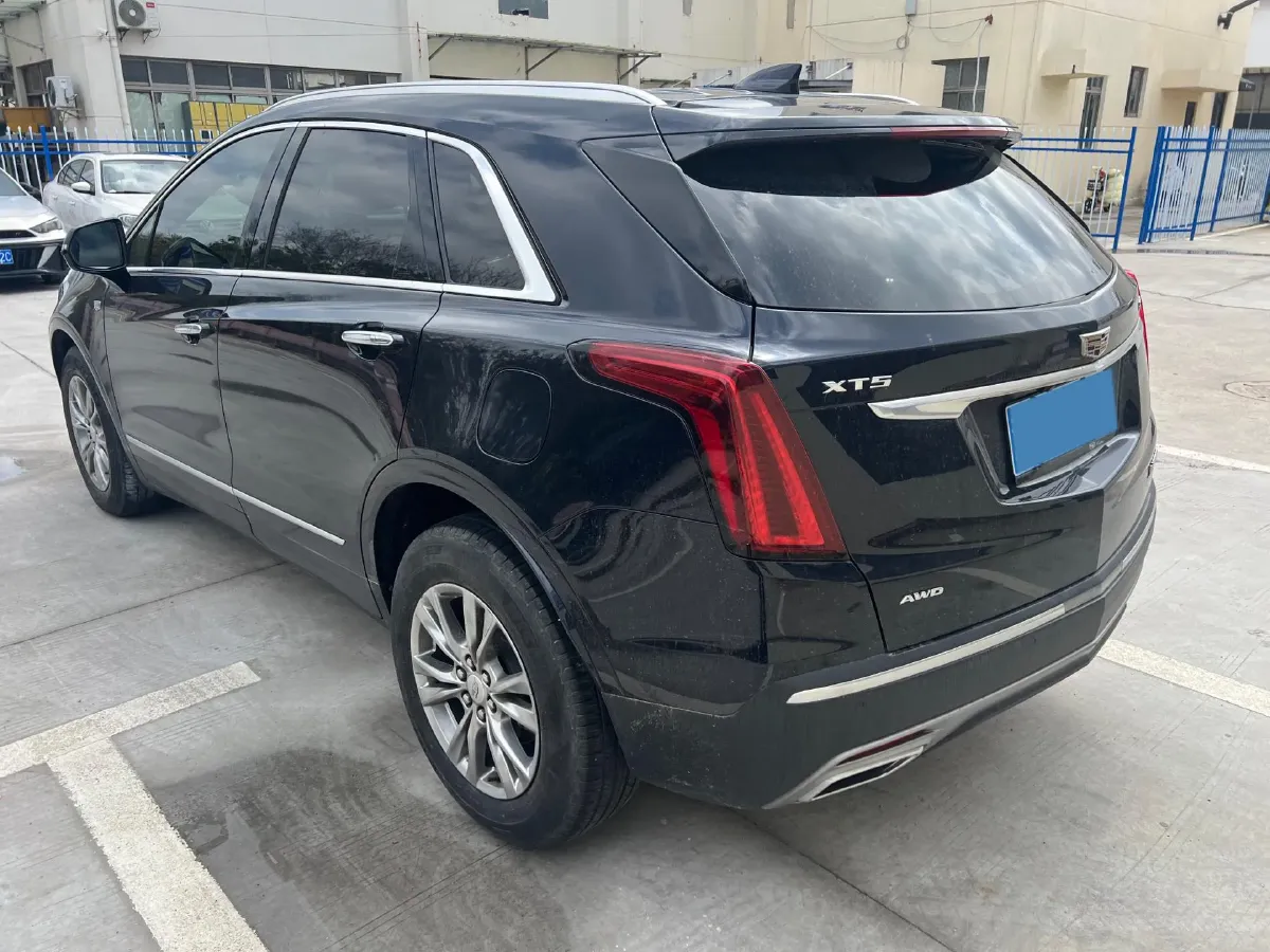 2020 Cadillac XT5 2.0T 241HP L4 9AT,autocango,china used car exporter,china ev exporter,chinese used car exporter,chinese used ev exporter