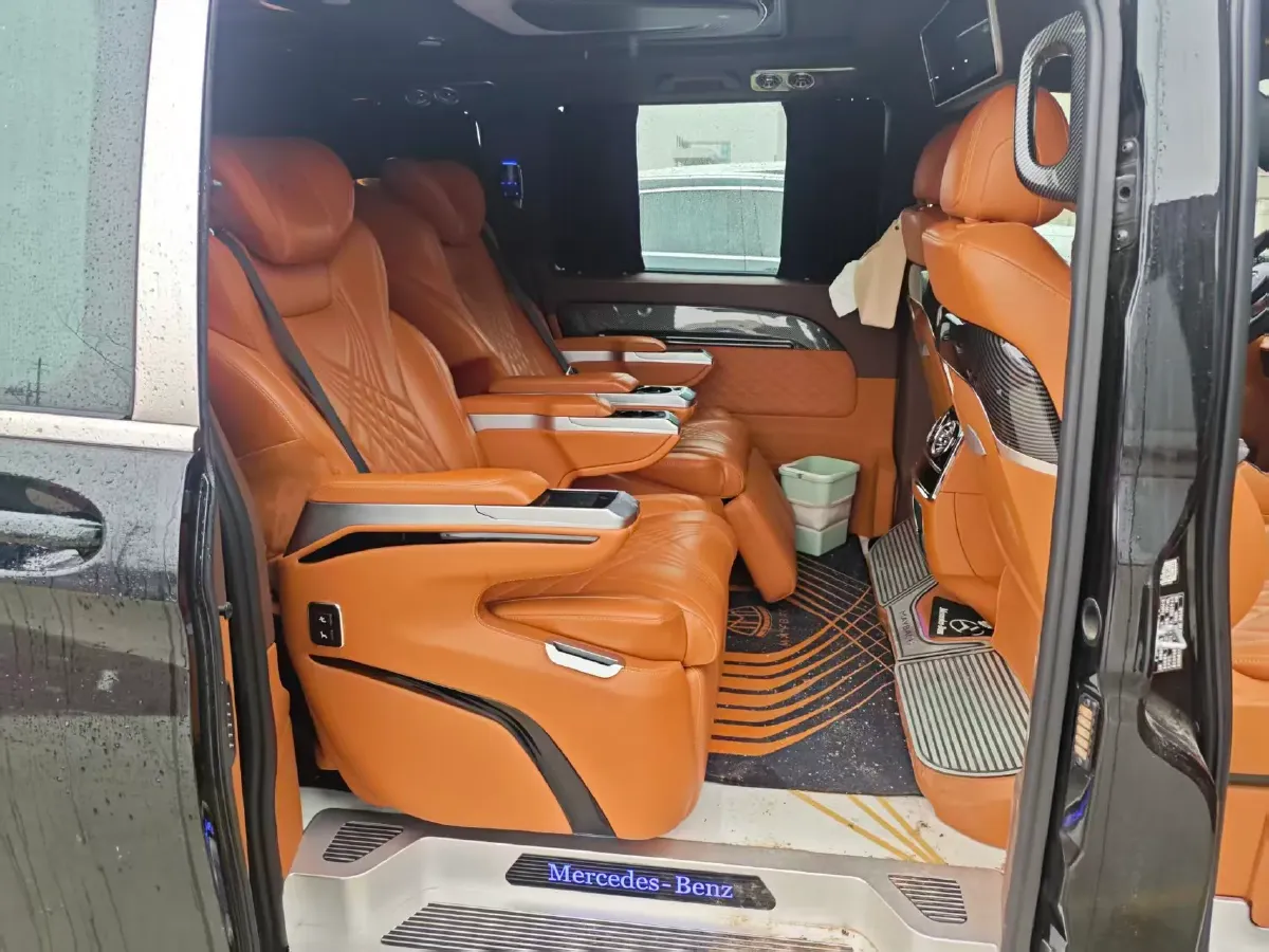 2023 Mercedes-Benz Vito 2.0T 211HP L4 9AT,autocango,china used car exporter,china ev exporter,chinese used car exporter,chinese used ev exporter