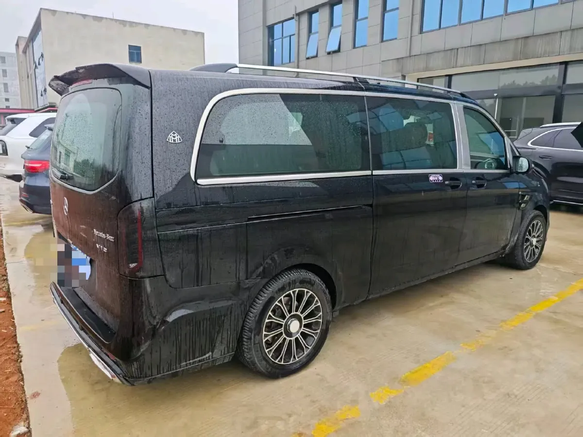 2023 Mercedes-Benz Vito 2.0T 211HP L4 9AT,autocango,china used car exporter,china ev exporter,chinese used car exporter,chinese used ev exporter