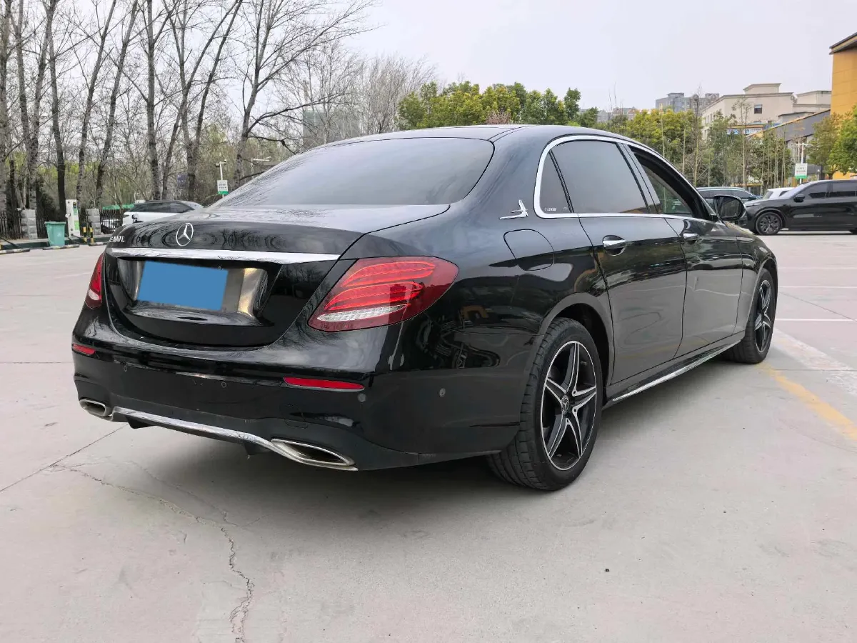 2020 Mercedes-Benz E Class 2.0T 258HP L4 9AT,autocango,china used car exporter,china ev exporter,chinese used car exporter,chinese used ev exporter